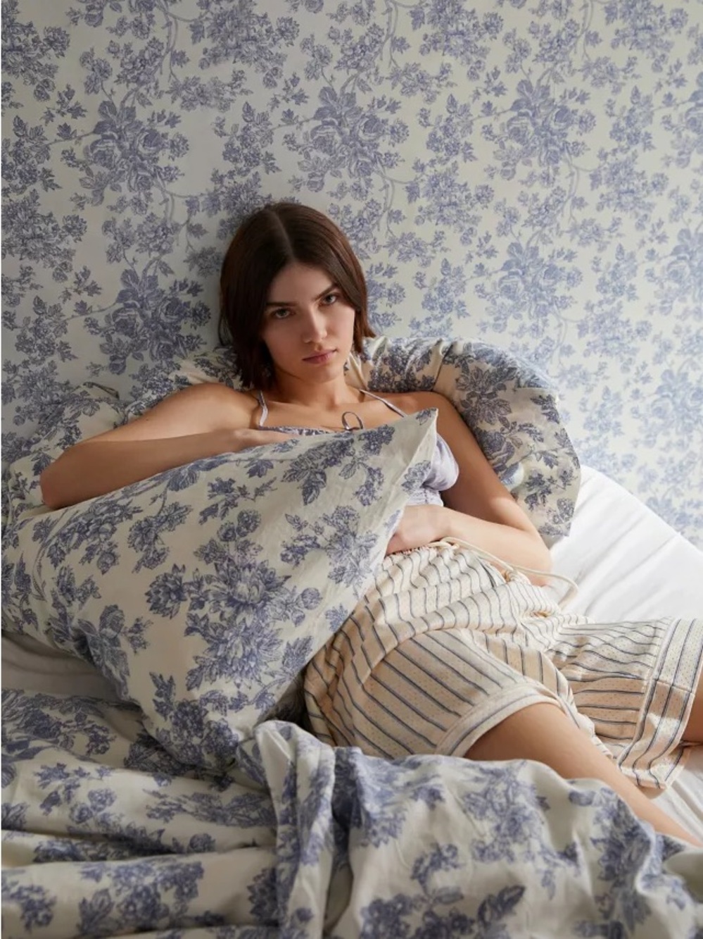 Blue Floral Cotton “Toile” duvet cover